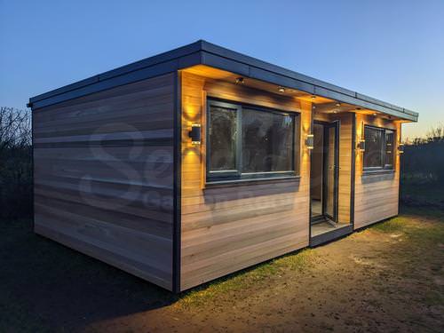<h2>Newark - 7m x 4m Garden Room</h2>